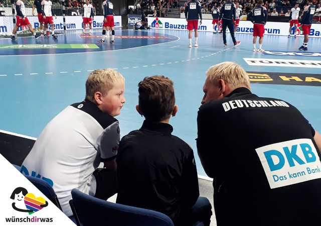 Hannes bei der Handball Nationalmannschaft - Wunscherfüllung