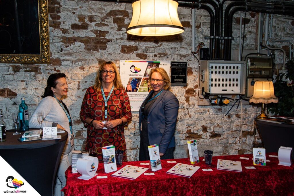 WDW-Stand mit Lida Weag, Nicole Wollgarten und Claudia Weiler