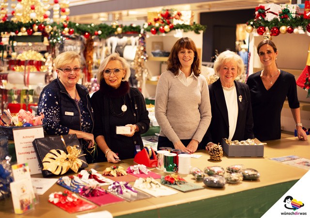 Einpackengel im Rein-Center in Köln Weiden