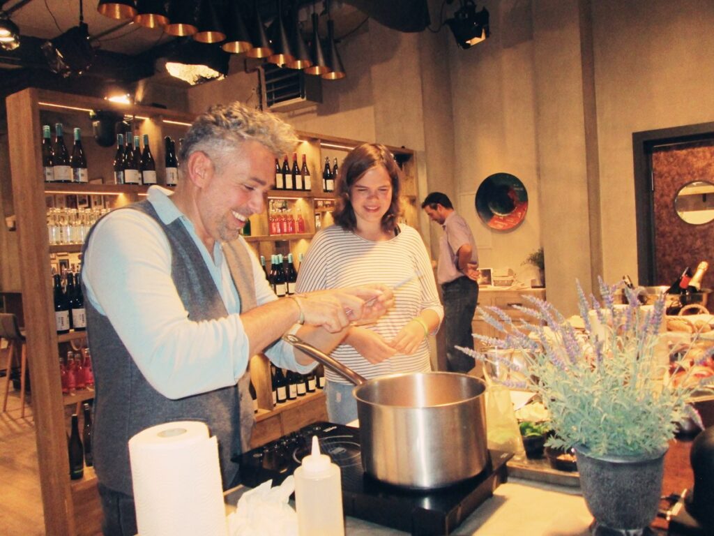 Roland Trettel bei einer Wunscherfüllung