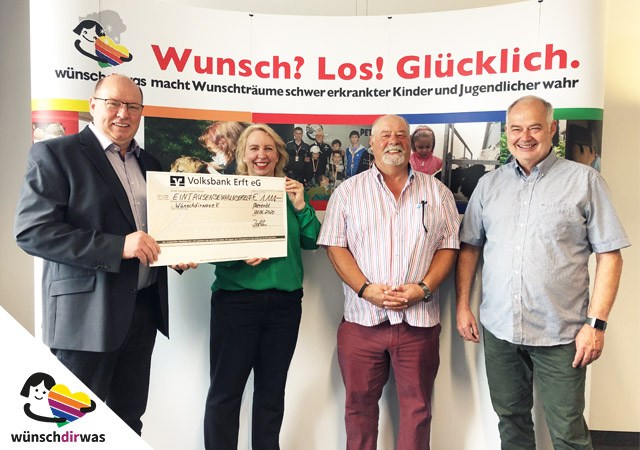Karnevalsverein spendet für wünschdirwas